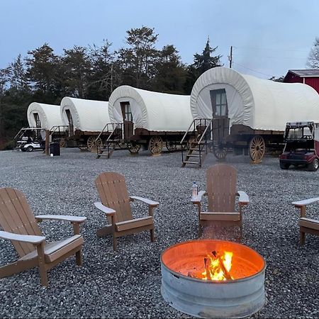 Smoky Hollow Outdoor Resort Covered Wagon Севьервилл Экстерьер фото