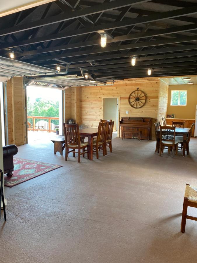 Smoky Hollow Outdoor Resort Covered Wagon Севьервилл Экстерьер фото