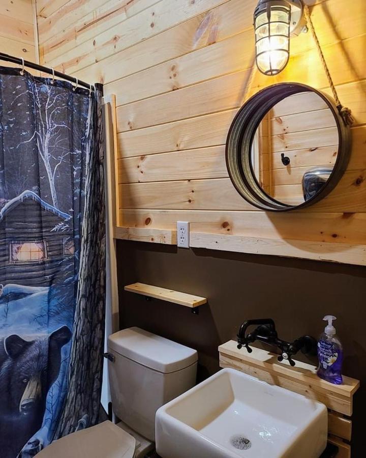 Smoky Hollow Outdoor Resort Covered Wagon Севьервилл Экстерьер фото